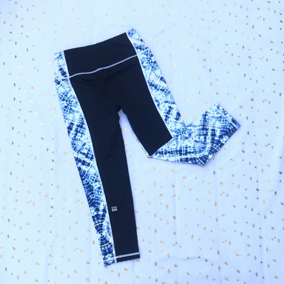 Victoria’s Secret Knockout Capri Leggings S - Picture 8 of 9